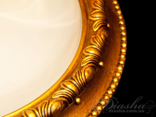 Потолочный светильник в античном стиле