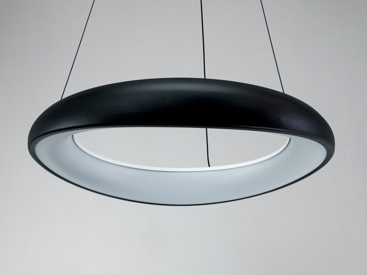 Підвісна LED люстра Diasha чорна 36Вт CCT