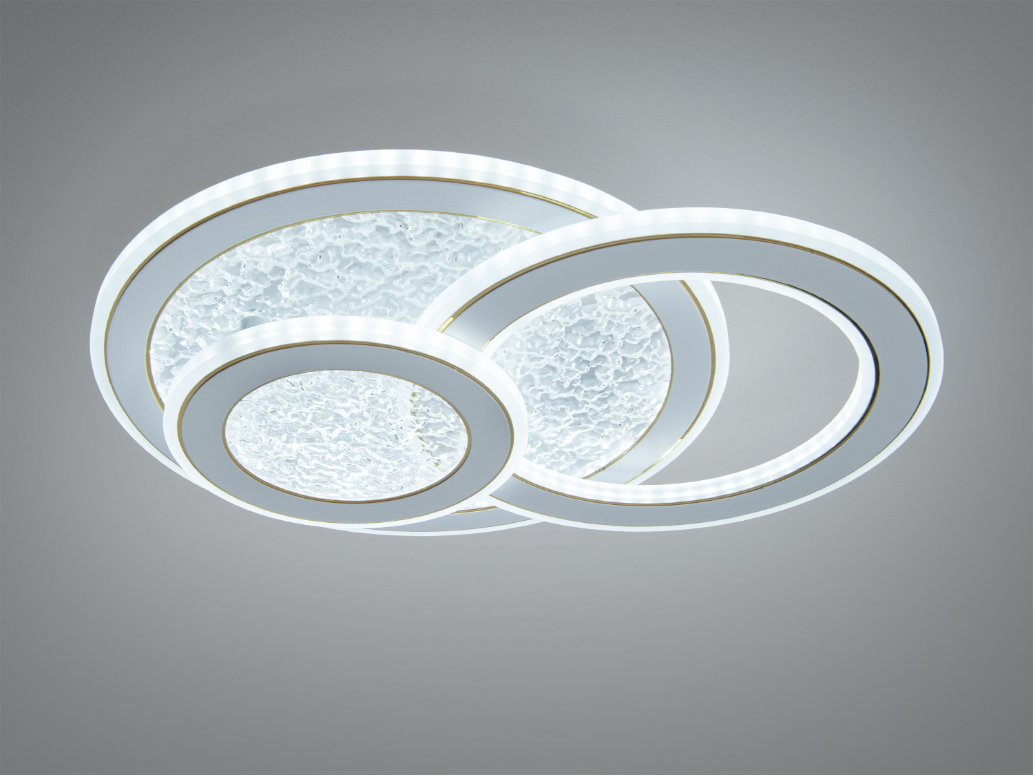 Настінний світильник з двома кільцями, виготовлений з акрилу, підходить для житлових кімнат, забезпечує холодне освітлення.