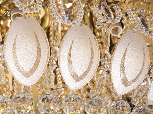 Пристельова люстра з різнобарвною світлодіодним підсвічуванням