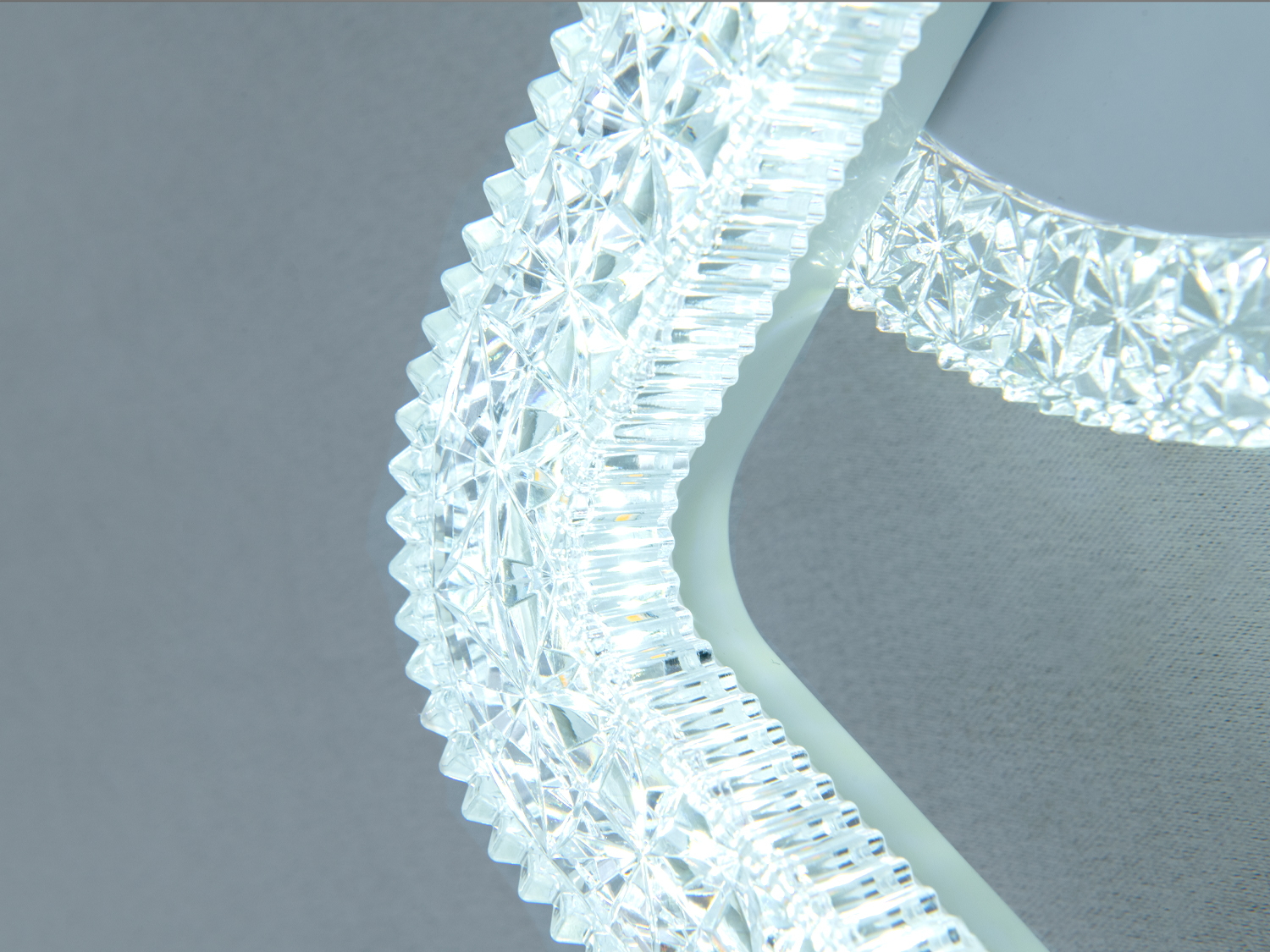 Настінний LED бра білий 10 Вт з кристалами