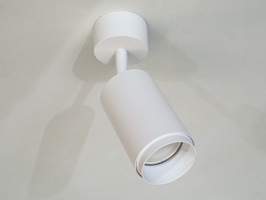 Накладний точковий поворотний світильник напрвленого світла для гіпсокартонових потолків від ТМ 