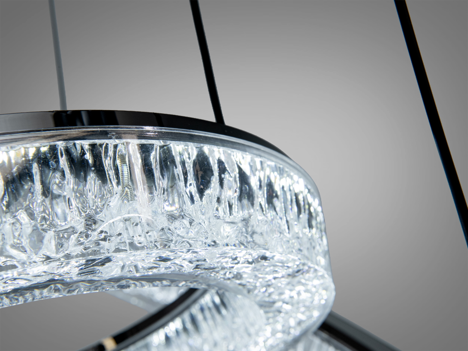 Підвісна люстра Diasha чорна 54Вт 2 кільця 9м2