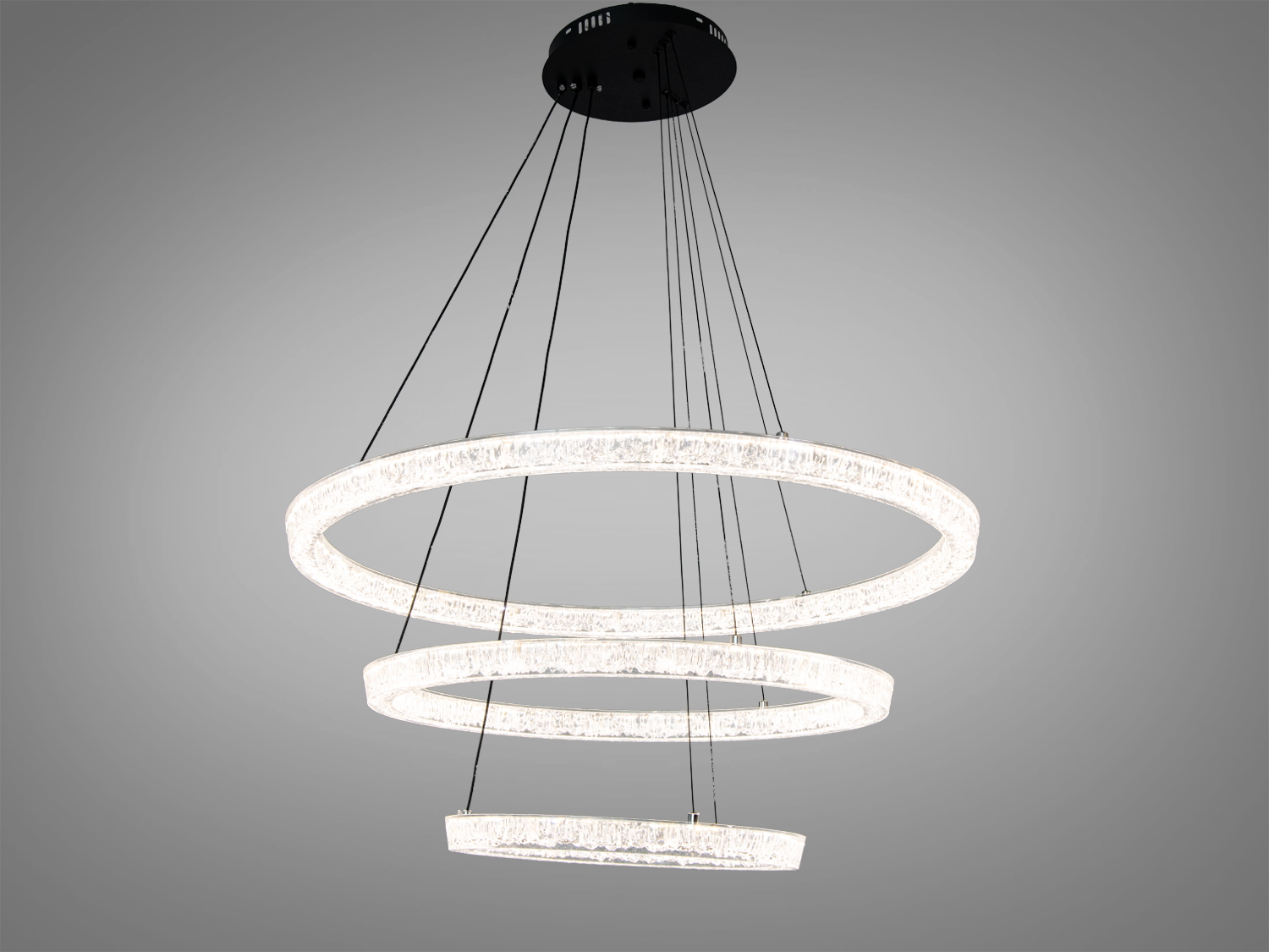 Підвісна LED-люстра 3 кільця, 125 Вт, ~6875 лм, чорна. Три режими 3200K/4100K/6000K, регулювання висоти, керування настінним вимикачем. Підходить для кімнат до ~22 м².