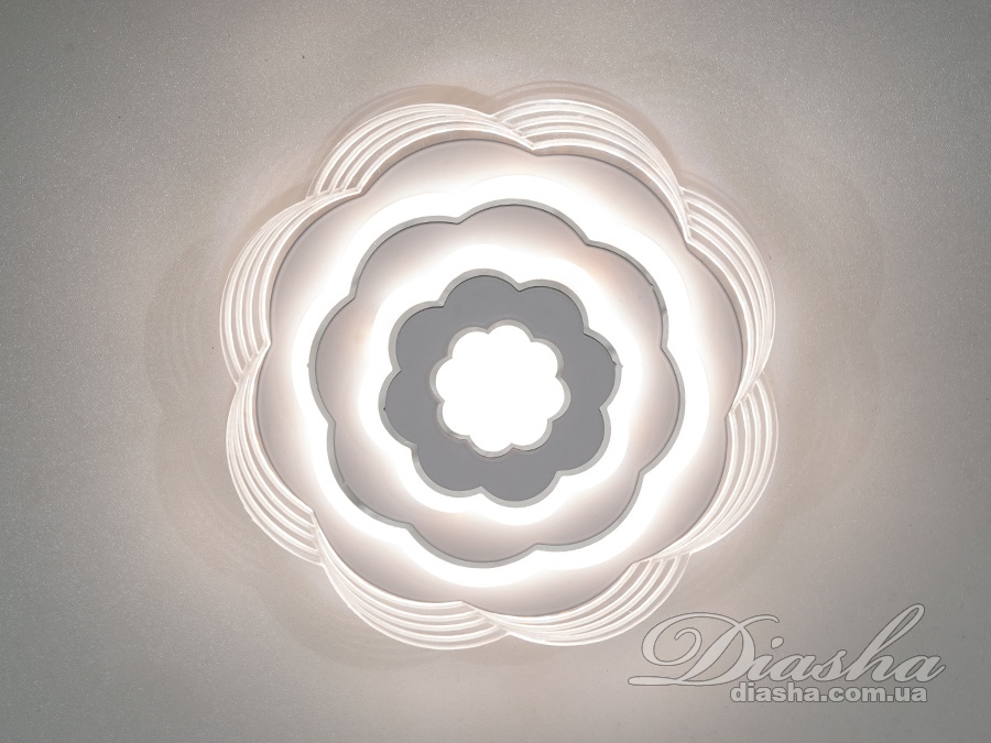 Світлодіодна люстра з додатковим підсвічуванням