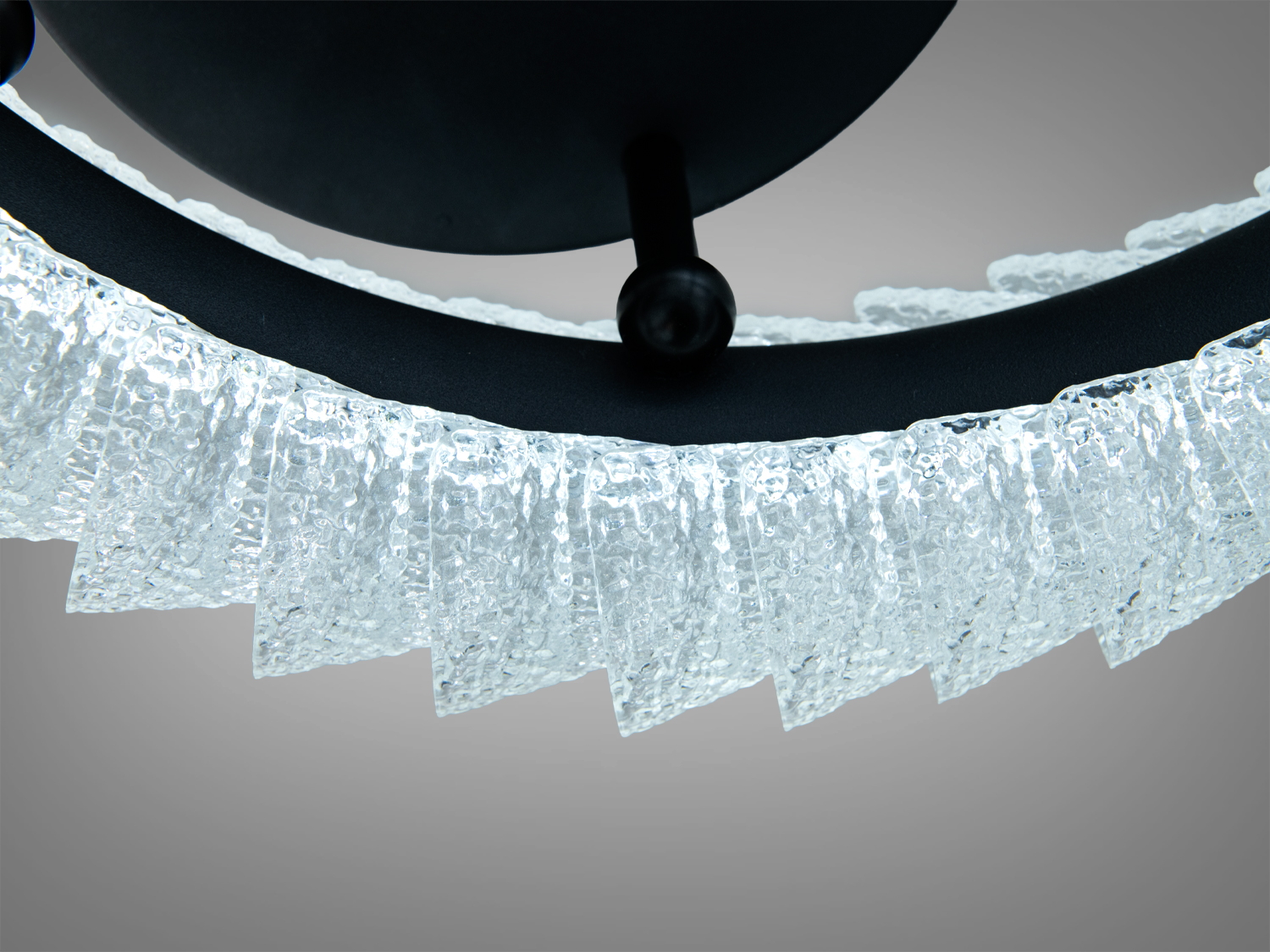 Стельова люстра LED з пультом чорна 80 Вт до 14 м²