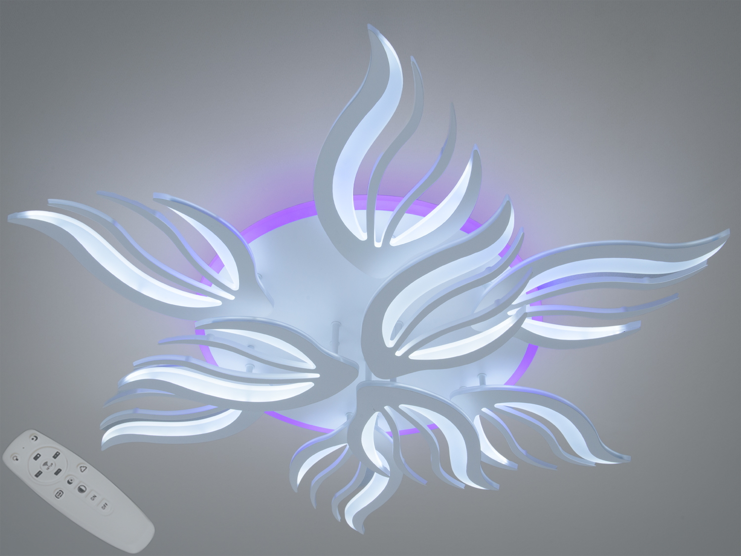 Стельова LED люстра 145 Вт з пультом у білому кольорі з хвилястими елементами, димером і зміною температури світла; орієнтовно для кімнат до 25 м².