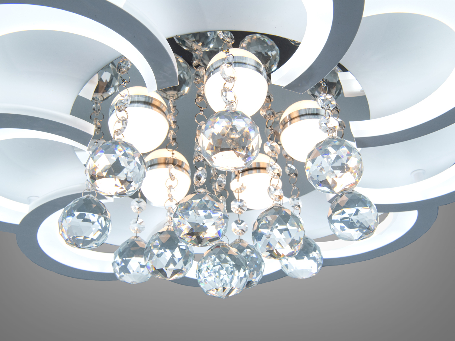 Стельова LED люстра біла 82Вт з пультом і димером