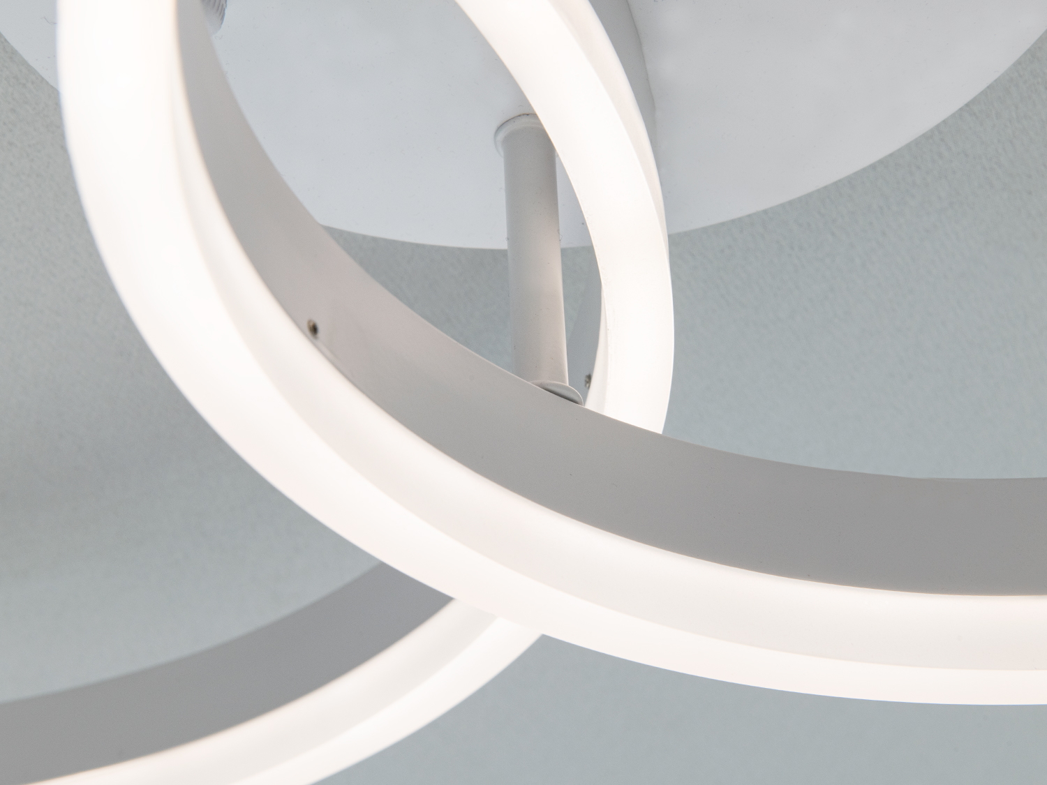 Люстра стельова Diasha кільця біла 50W димер пульт