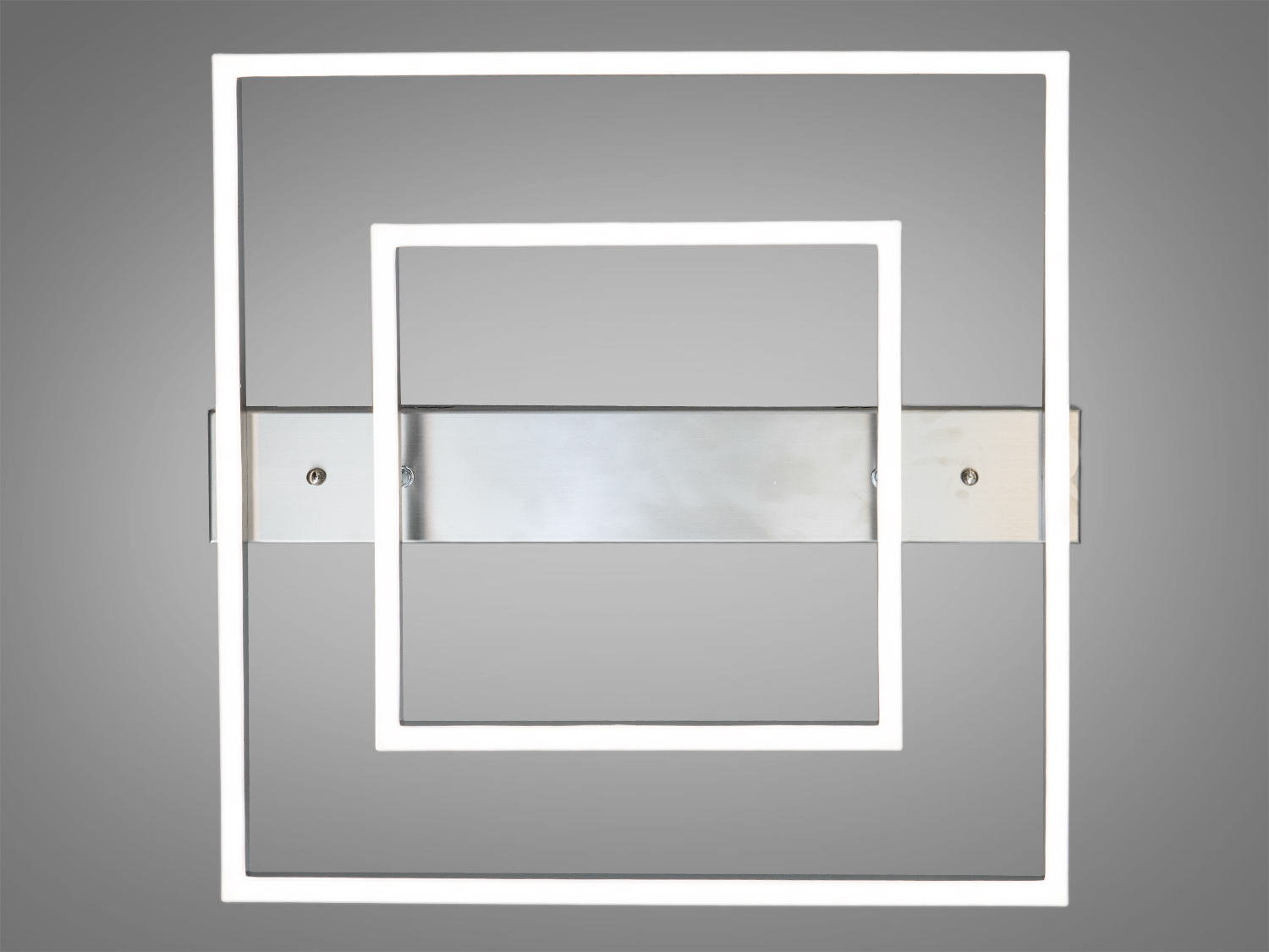 Світильник з двома квадратними рамками, виготовлений з металу, забезпечує рівномірне освітлення.