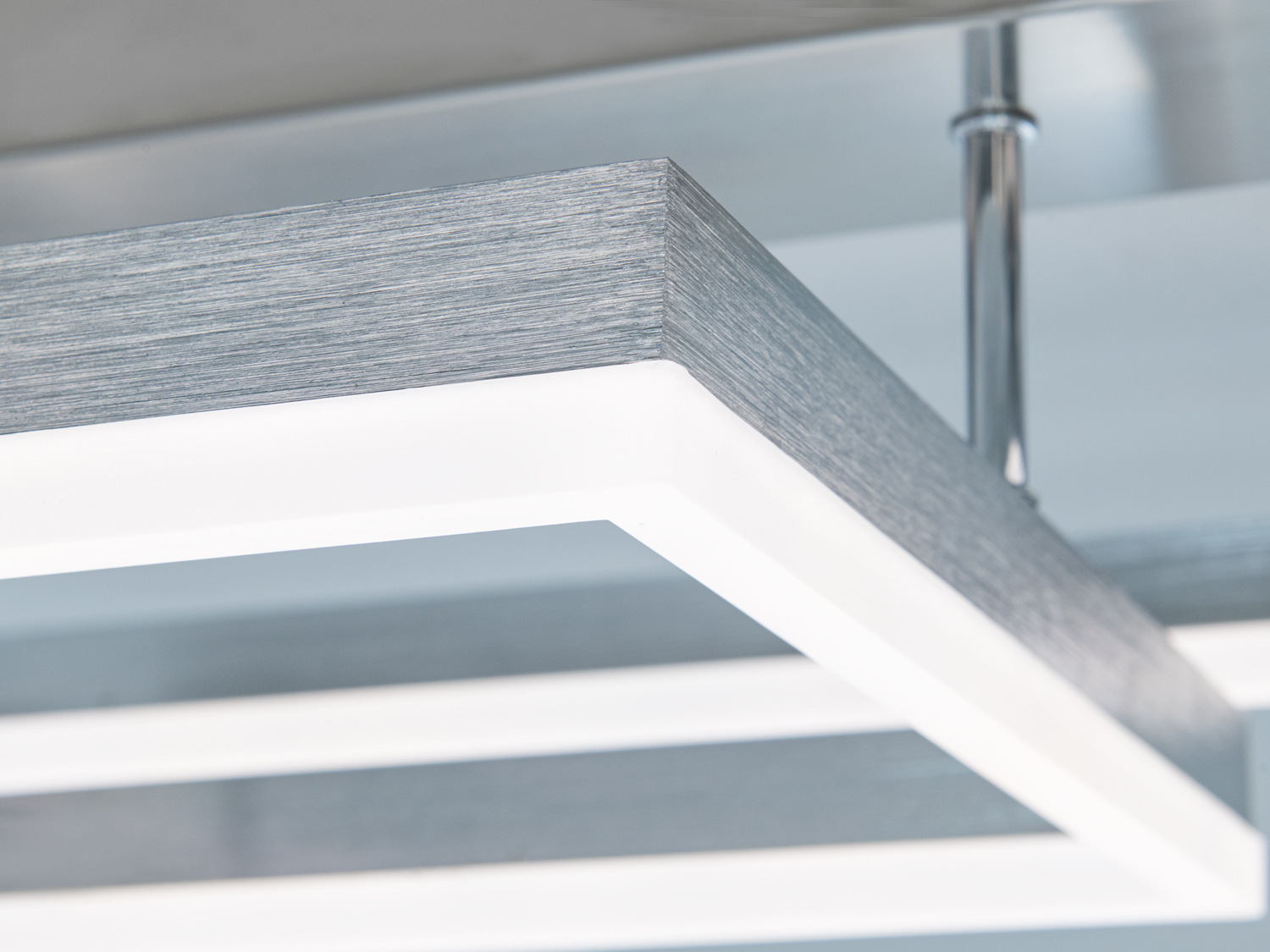 Стельова LED люстра 3 кільця 60Вт матовий хром