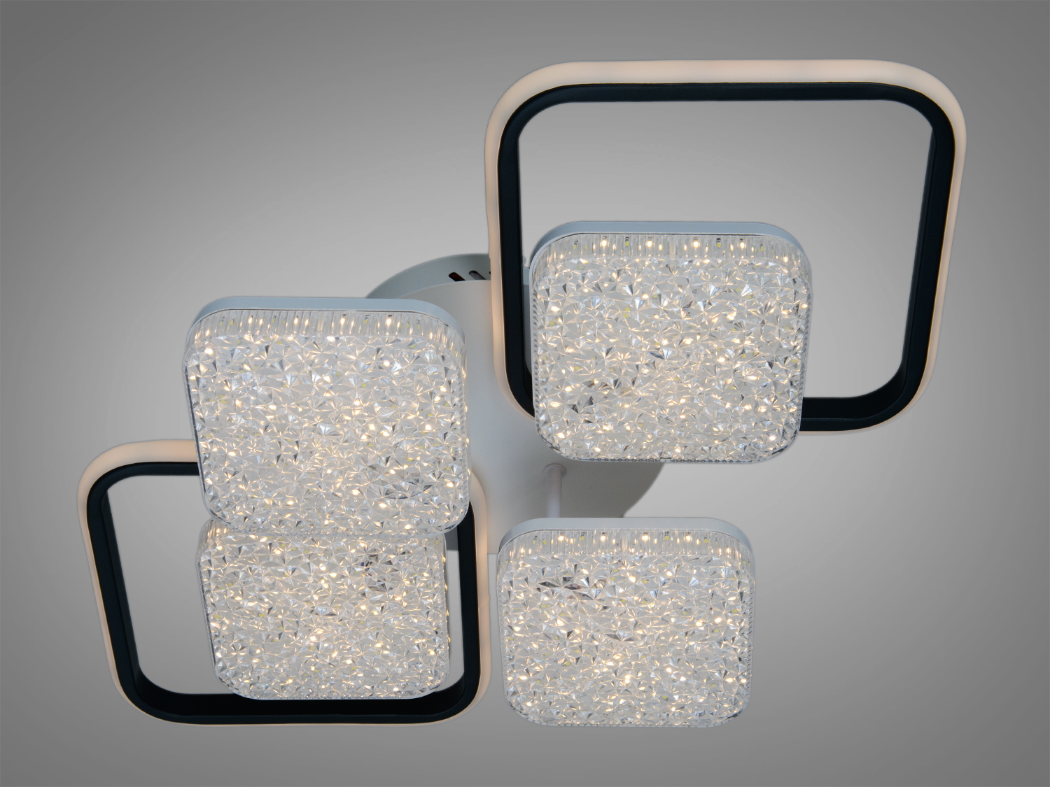 Люстра Diasha 96Вт пульт білий чорний 16м2