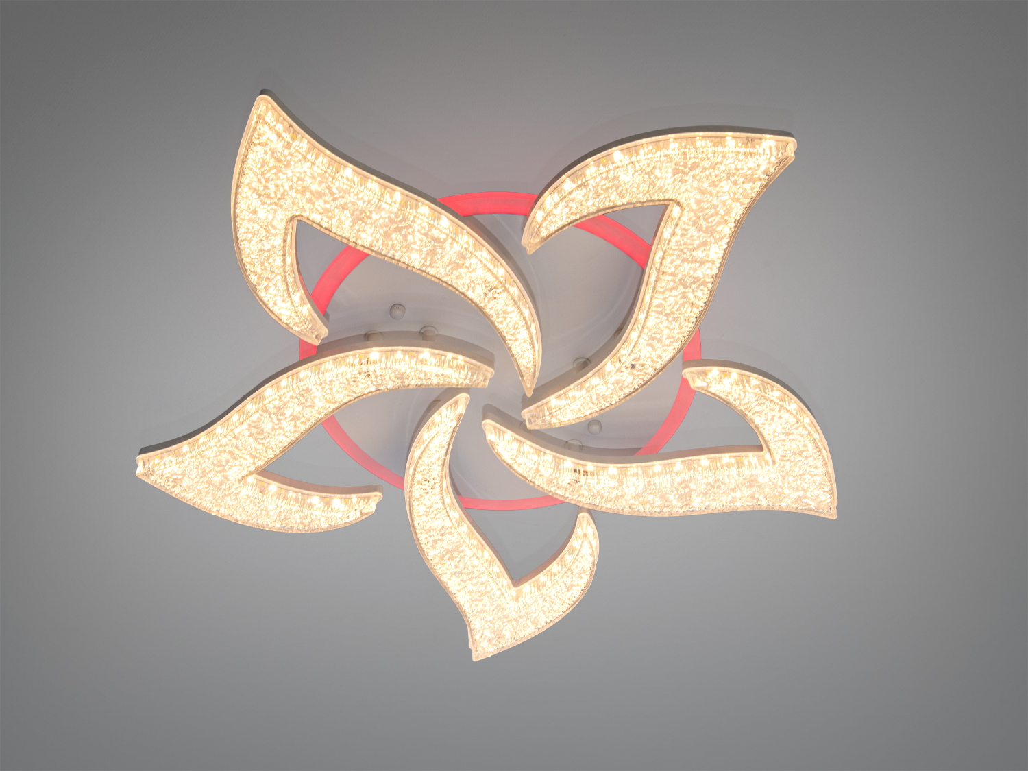 Світильник у формі п′ятипелюсткової акрилової квітки з теплим жовтим світлом, червоне підсвічування, підходить для затишних приміщень.