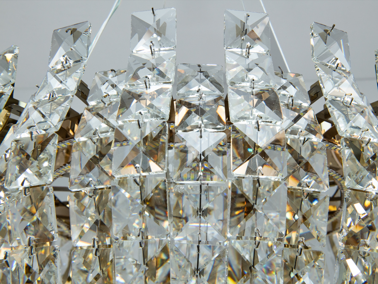 Люстра підвісна Diasha золото LED 55Вт пульт