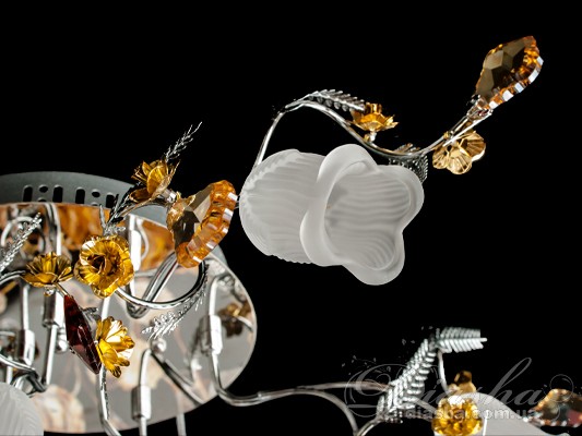 Галогенова люстра