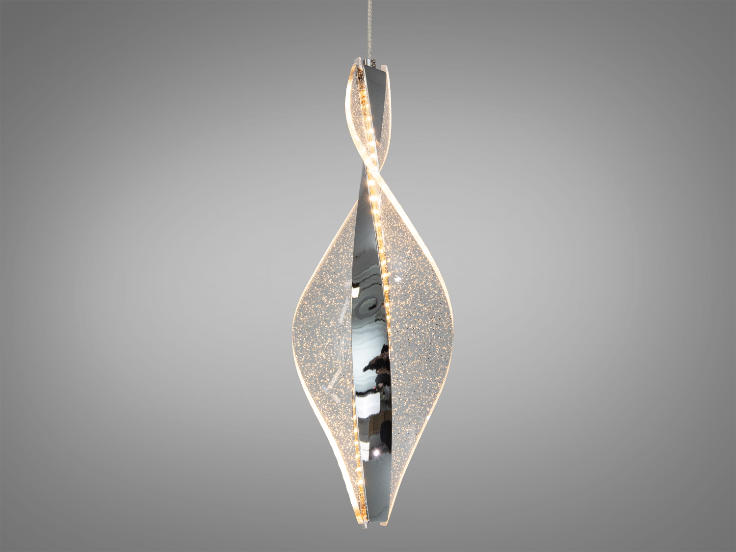 Одинарний LED-підвіс Diasha у хромі: 6W, близько 330 lm, 3 колірні температури (3200K/4100K/6000K), акриловий розсіювач, регулювання висоти, керування настінним вимикачем.