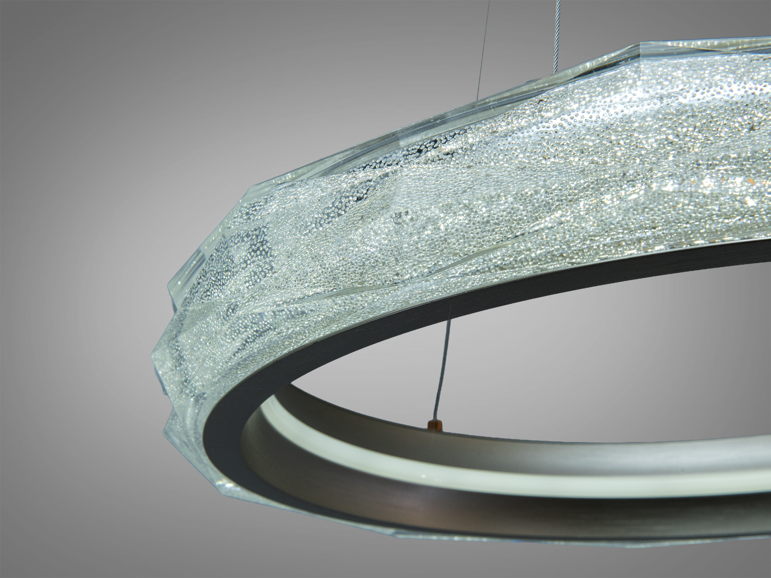 Люстра підвісна Diasha золото 84 Вт з пультом