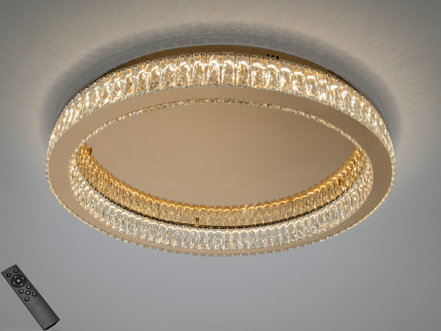 Кришталева стельова LED люстра 100 Вт у кольорі золото з пультом. Два кільця кришталю, регулювання яскравості, накладний монтаж, на кімнати до 17 м².
