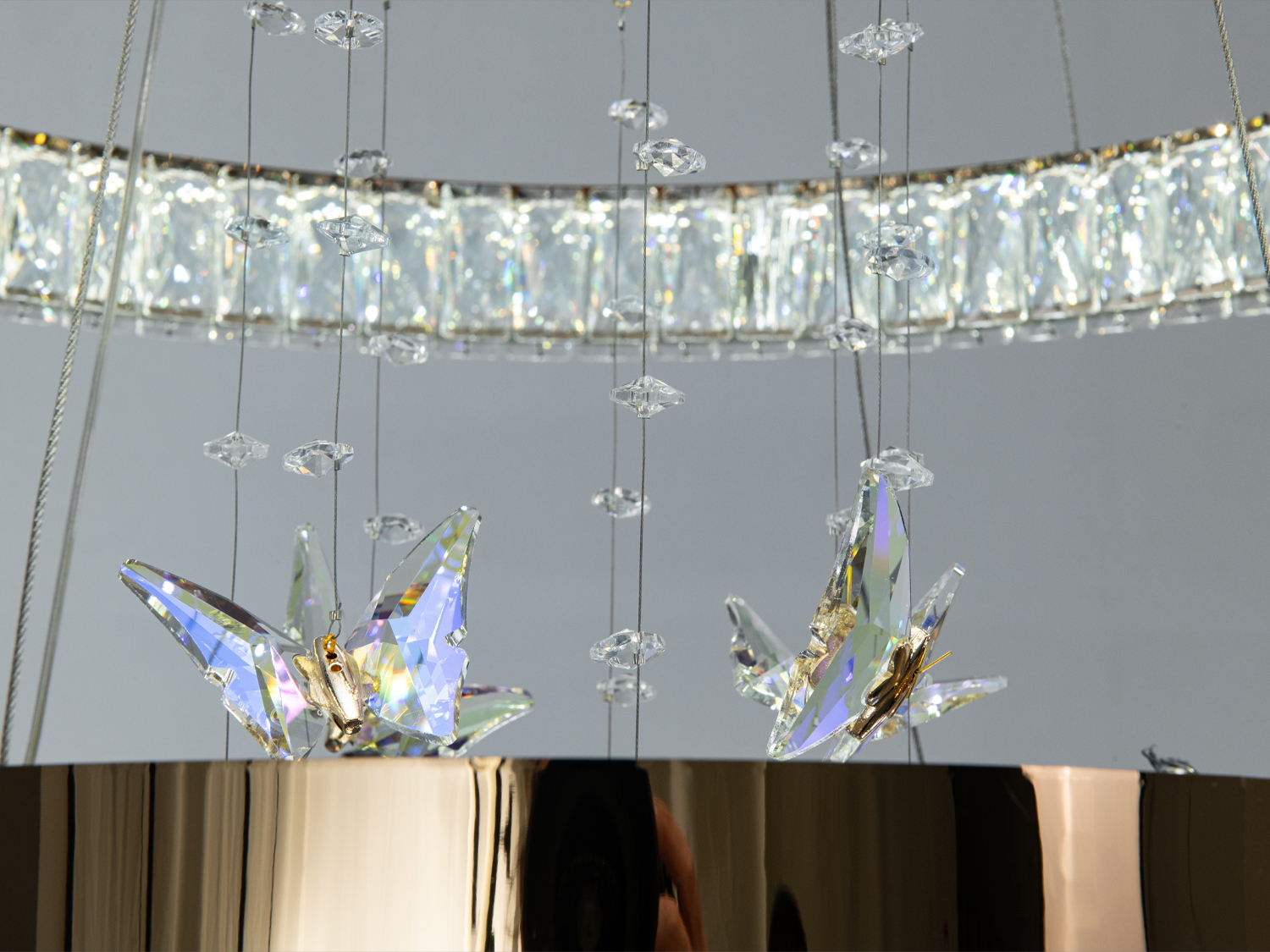 Люстра LED підвісна 3 кільця золото 124Вт