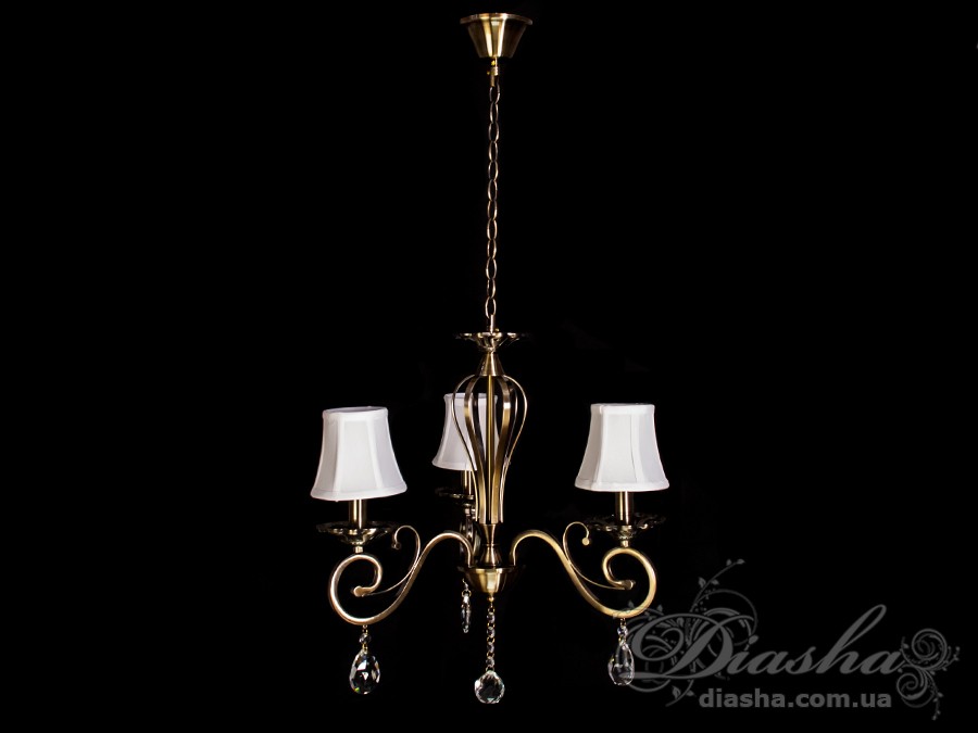 Люстра с белыми абажурами