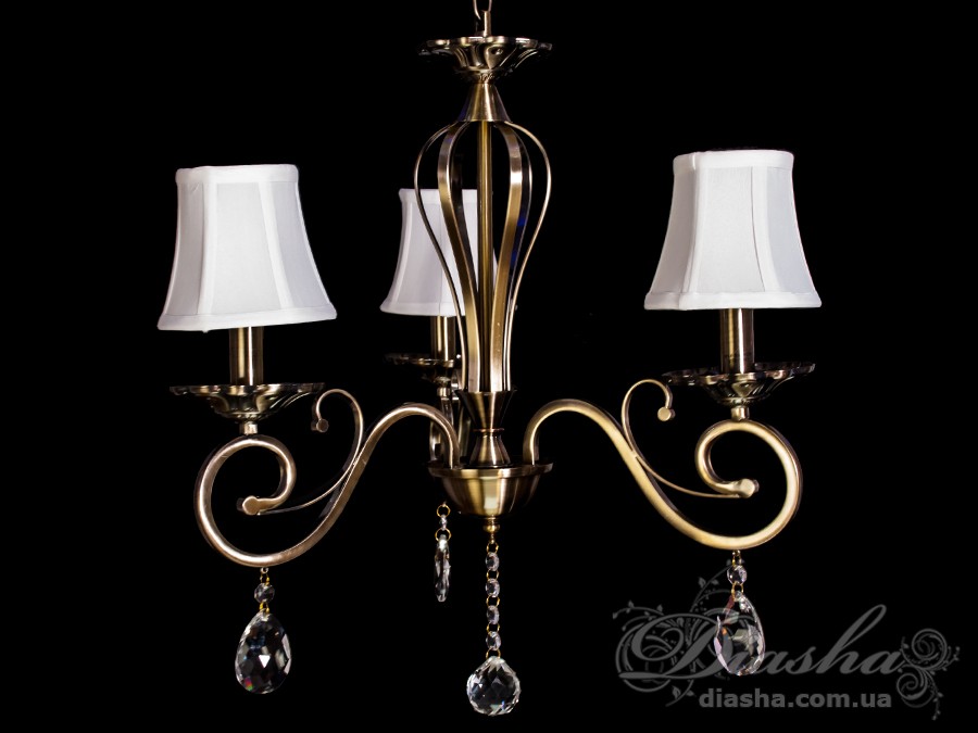 Люстра с белыми абажурами