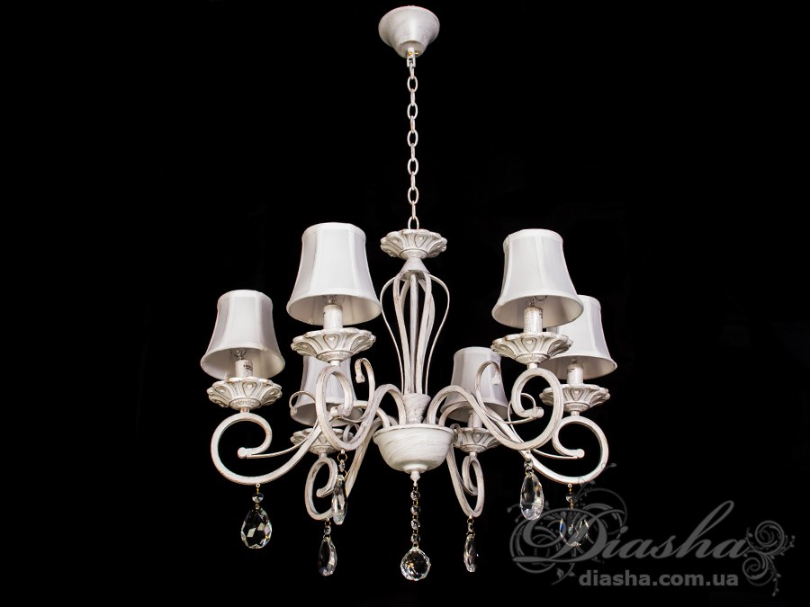 Люстра с белыми абажурами