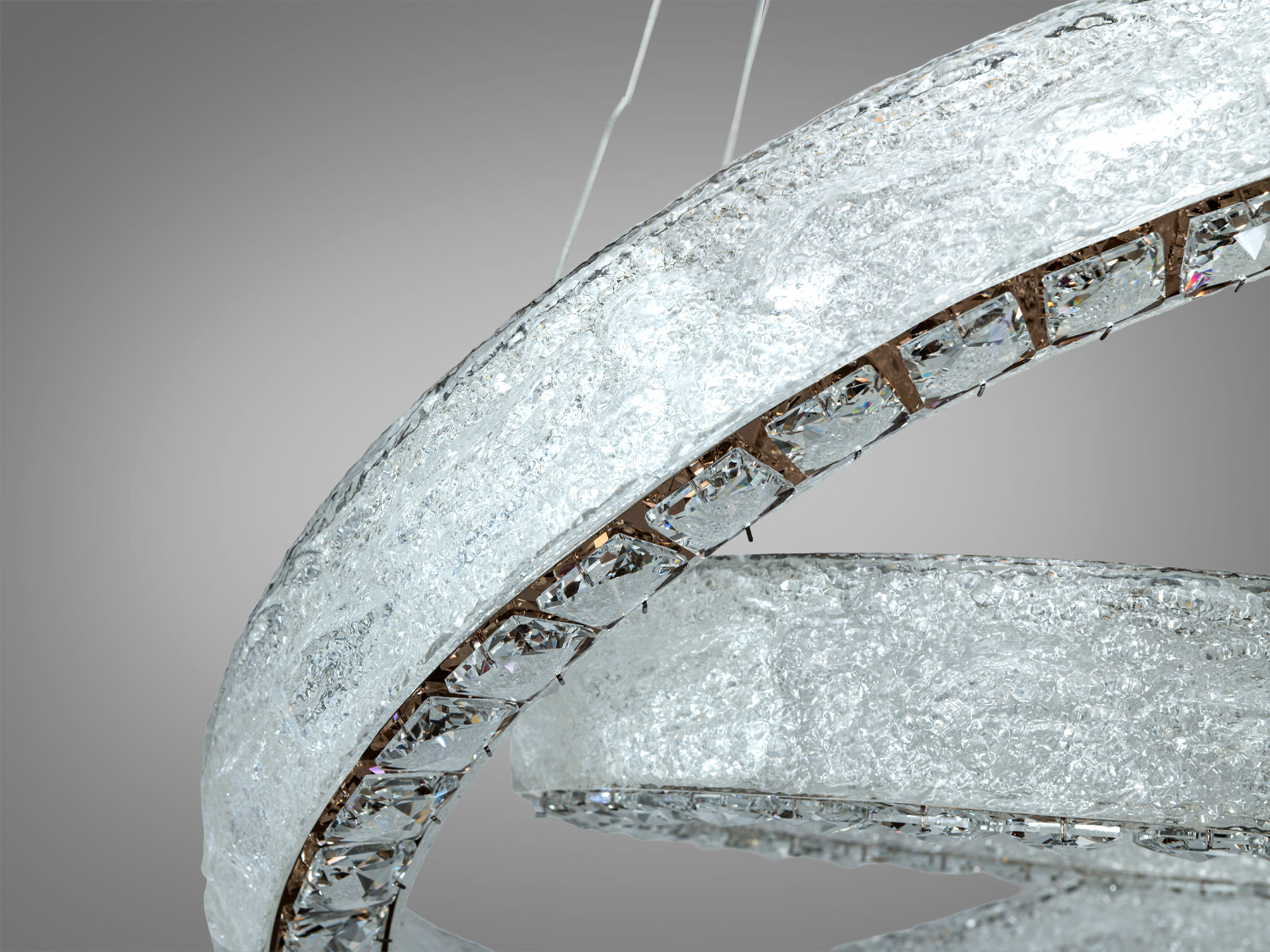 Підвісна LED люстра золото 105Вт пульт