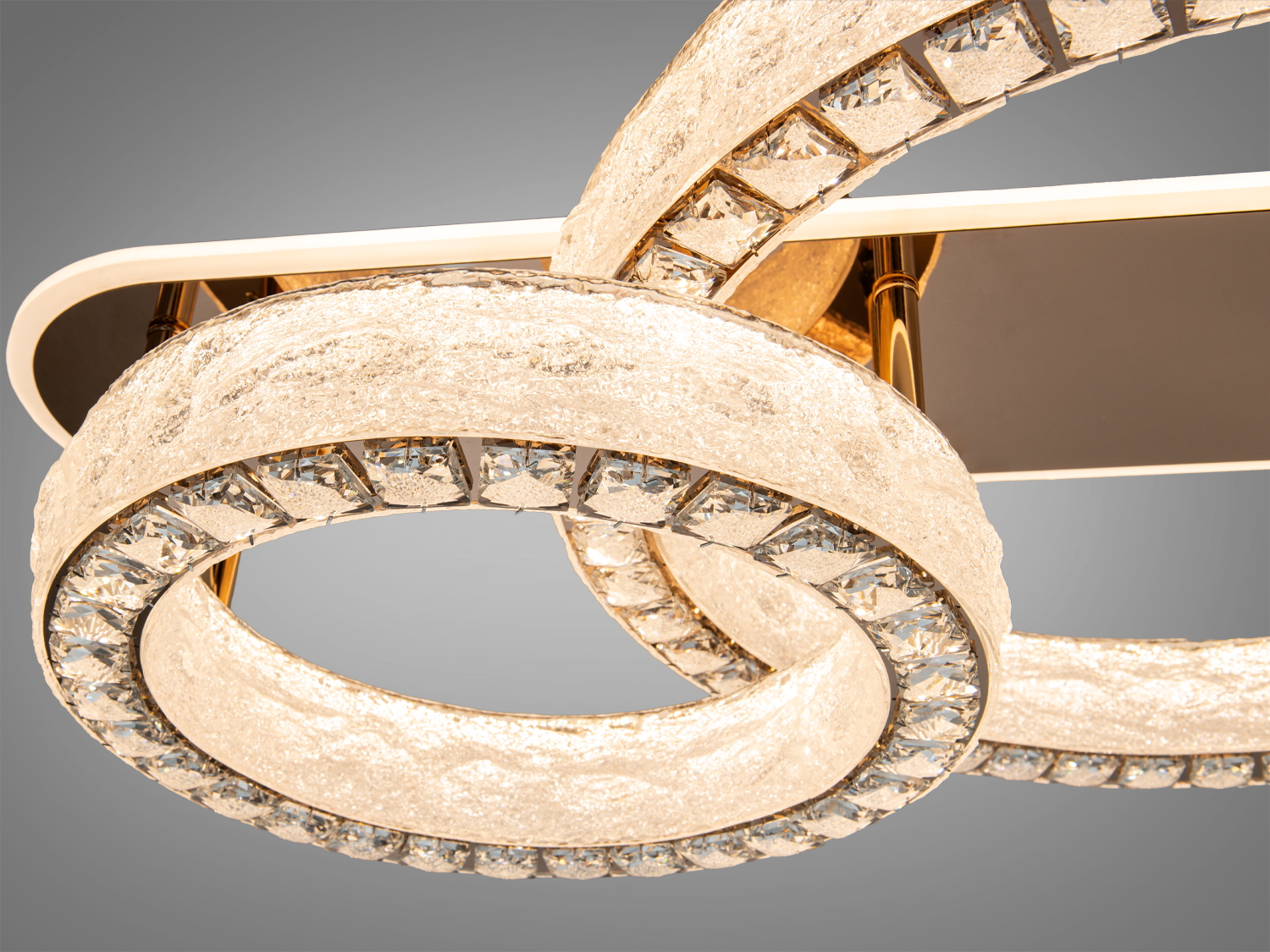 Люстра стельова Diasha LED золото 100 Вт пульт