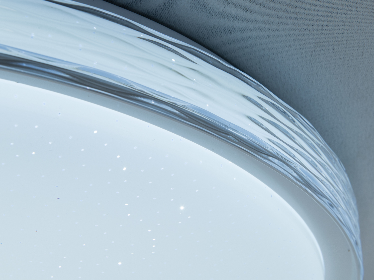 Світлодіодна стельова люстра біла 85 Вт до 15 м²