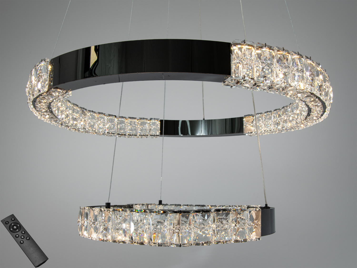 Кришталева підвісна LED люстра з 2 кільцями у кольорі чорний хром, 54 Вт. Пульт для регулювання яскравості, освітлення до ~9 м², регульований підвіс.