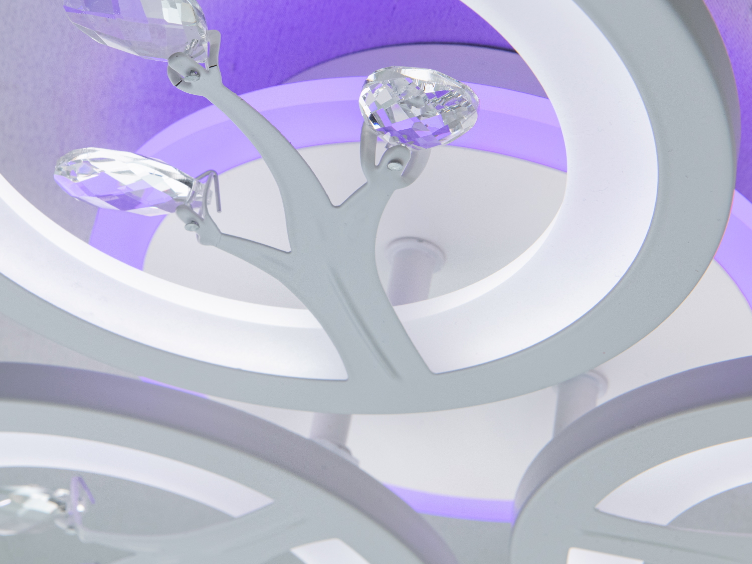 Люстра стельова LED Diasha біла 50W пульт