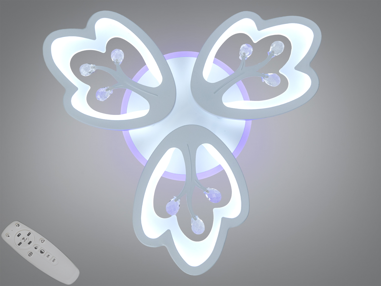 Стельова LED-люстра Diasha, 60 Вт, біла, з пультом, димером і підсвіткою основи. 3 пелюсткові модулі для кімнат до 10 м², сучасний дизайн.