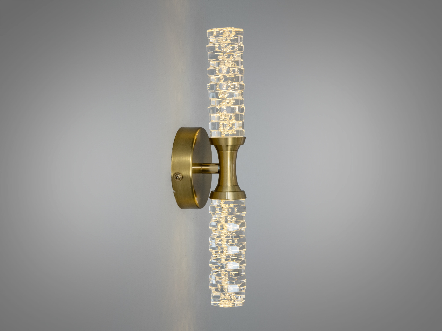 Настінне LED бра 5 Вт у золотому кольорі з кришталевим ефектом. Двоспрямоване мʼяке світло для коридору, спальні, зони біля дзеркала та сучасних інтерʼєрів.