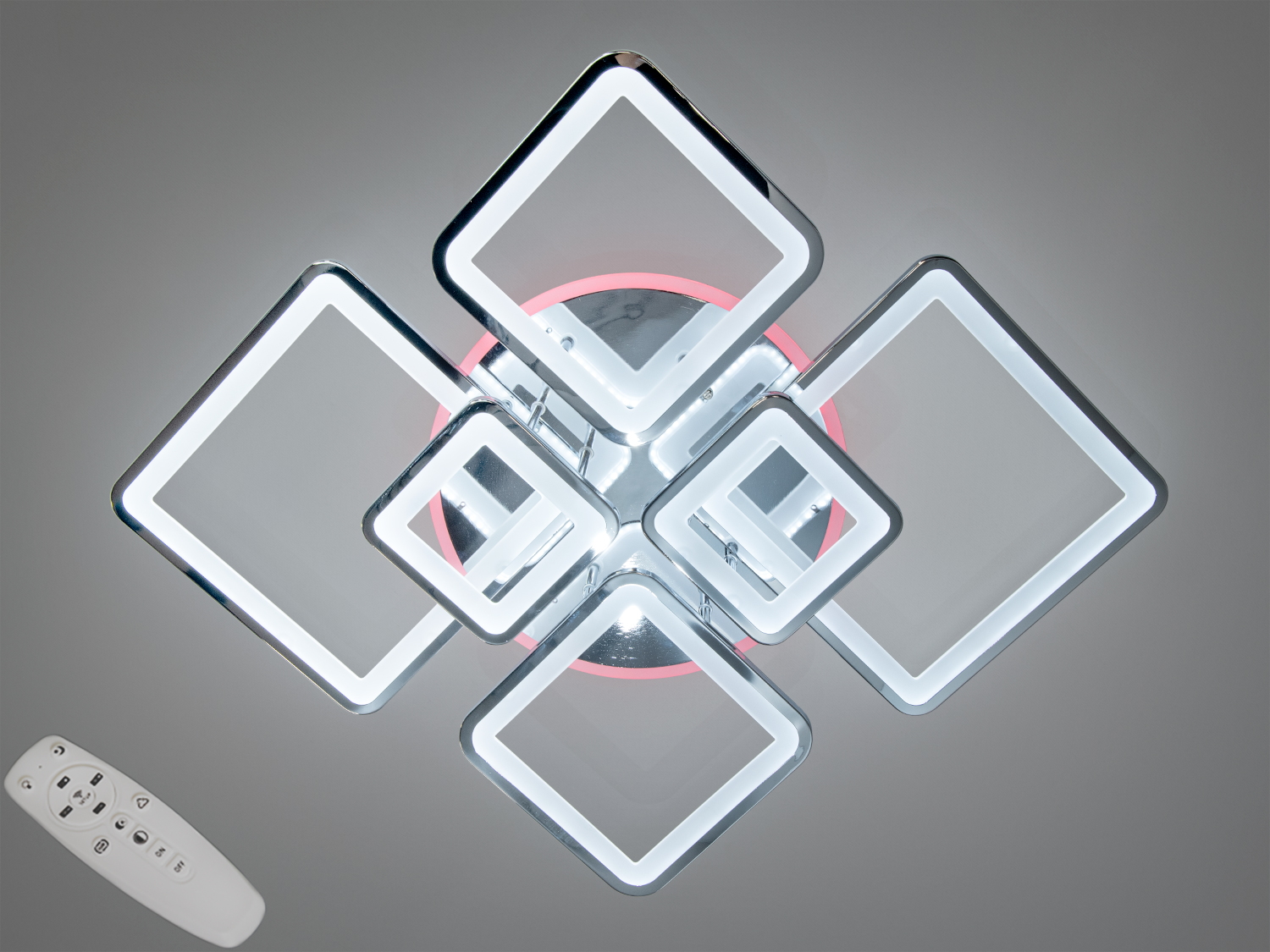 Світлодіодна люстра Серія 8060 у хромі з димером та пультом, 150W, для яскравого освітлення сучасного інтер′єру.