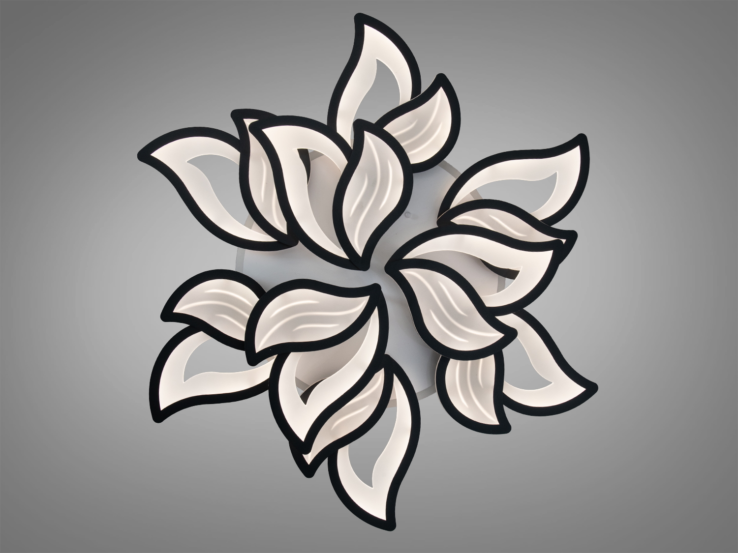 Декоративний світильник з пелюстками, що підкреслює стильний дизайн приміщення.