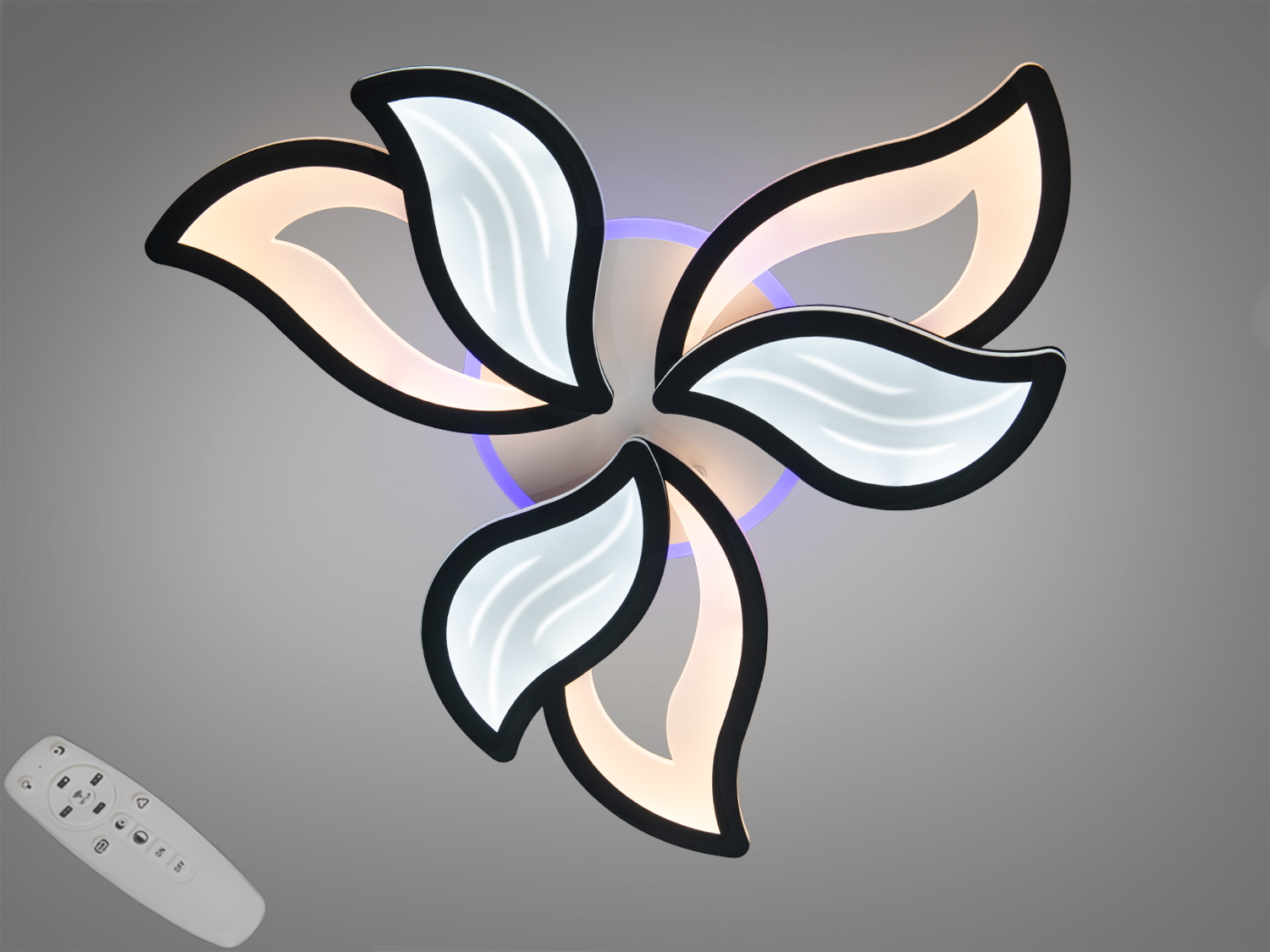 Стельова LED люстра Diasha біла 78W з пультом, димером і триколірною підсвіткою основи. Три модулі для рівномірного освітлення площі до ≈13 м².