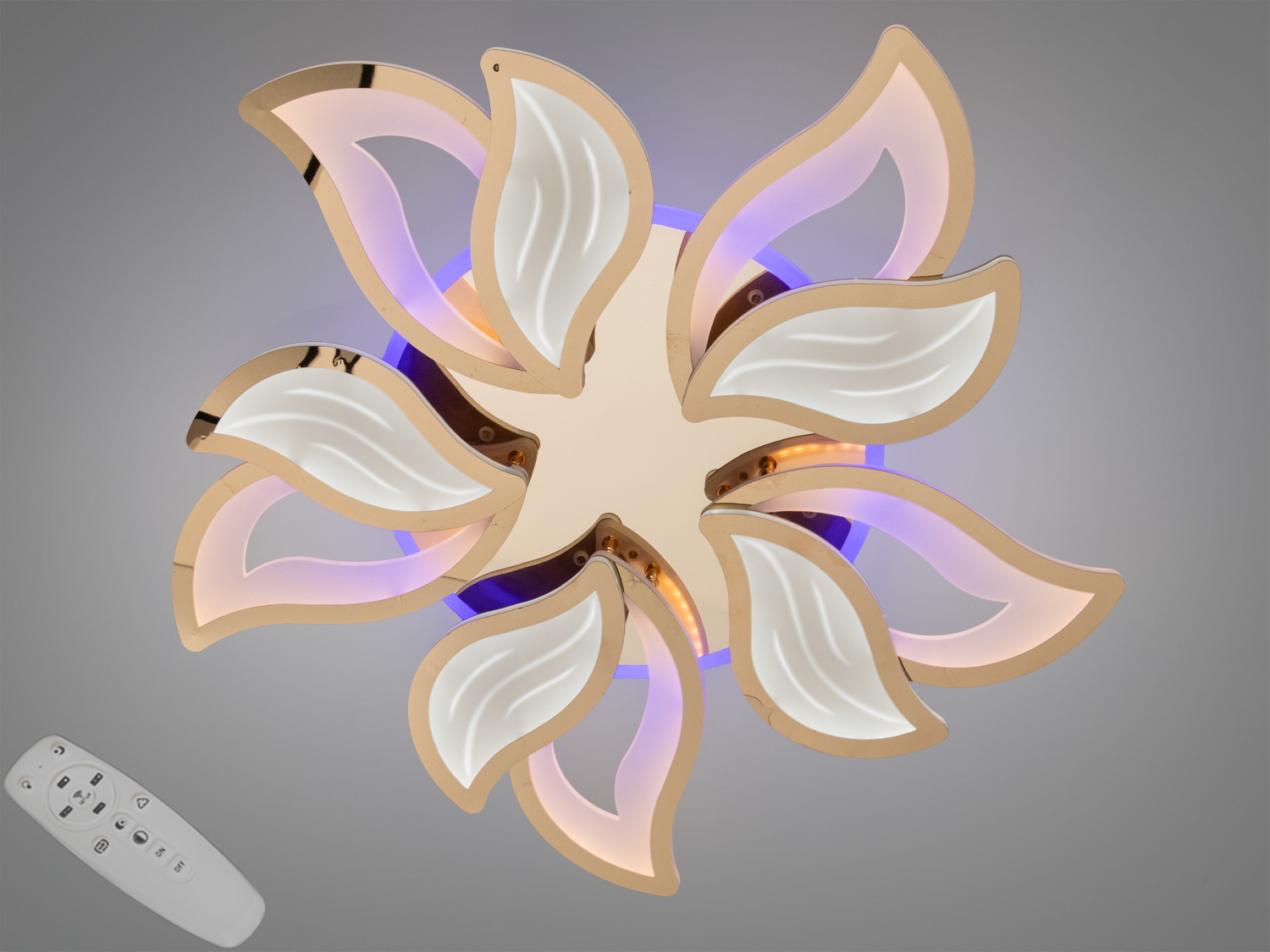 Світлодіодна стельова люстра Diasha, 130 Вт, золото. 5 модулів, пульт ДК, димер і зміна кольору підсвічування. Освітлення кімнат до 22 м².