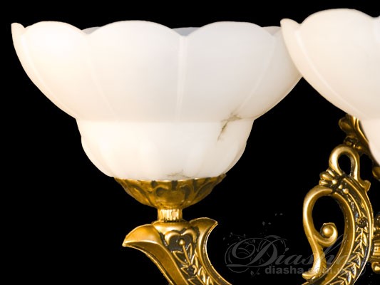 Бра в римском стиле