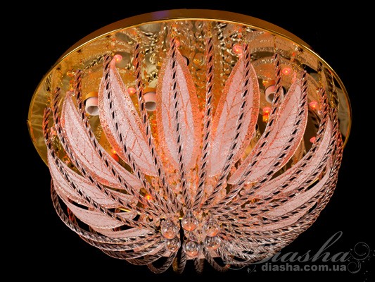 Витончена люстра для квартир з невисокою стелею