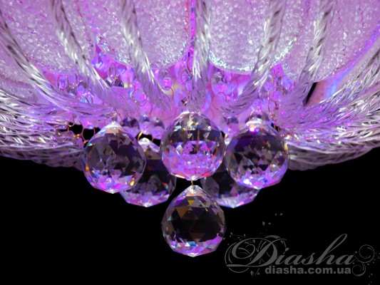 Недорогая потолочная люстра