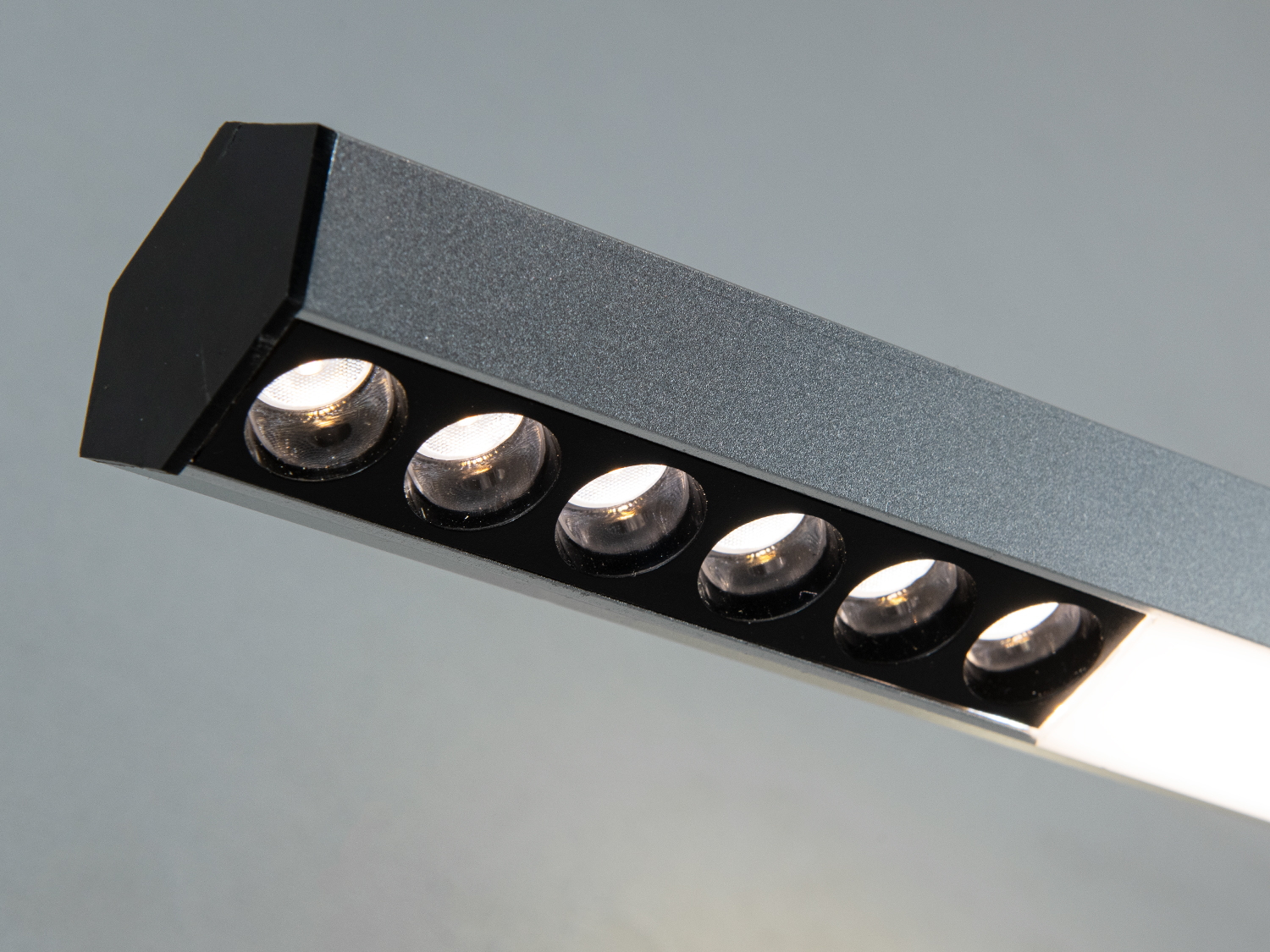 Настінний LED світильник Diasha сірий 20W вимикач