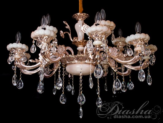 Елегантна кришталева люстра
