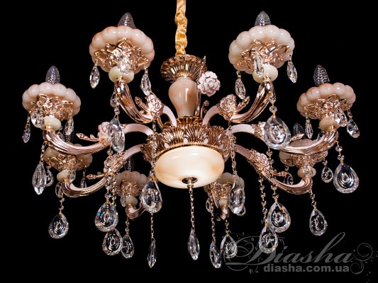 Елегантна кришталева люстра