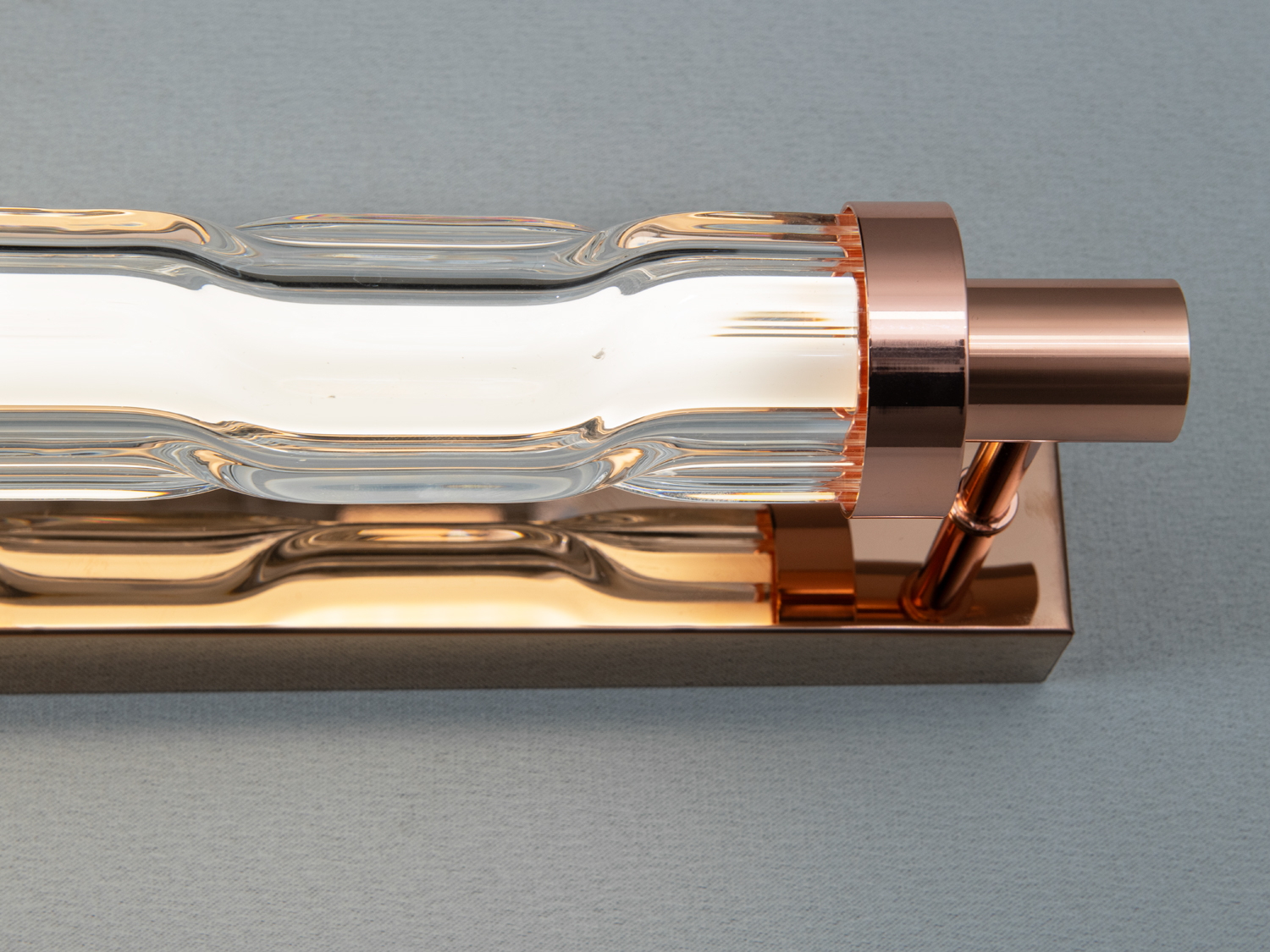 Бра Diasha Loft золото LED 14W хвилясте скло