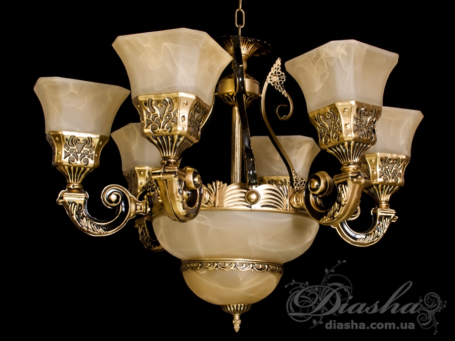 Люстра в римському стилі