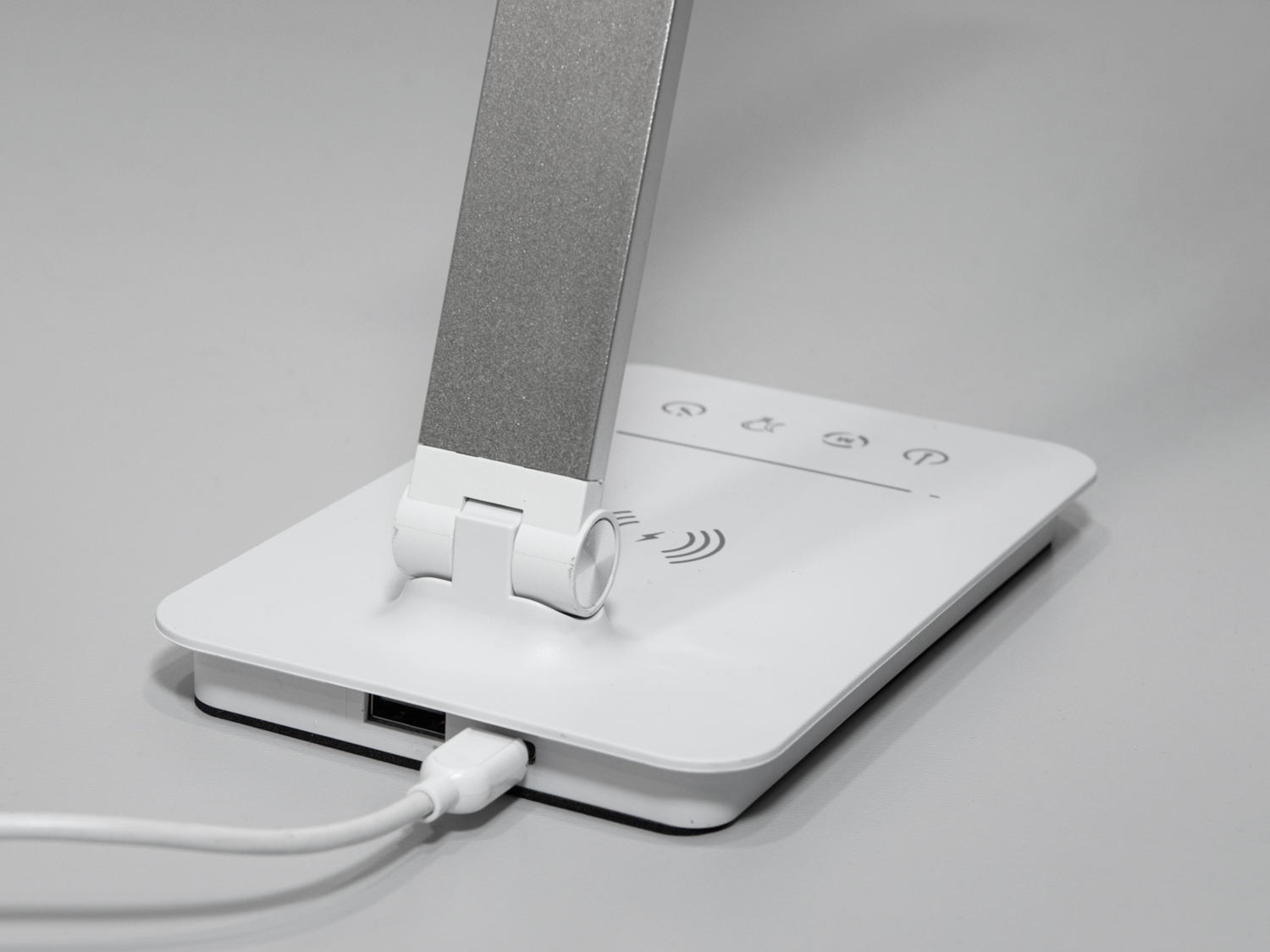 Світлодіодна настільна нічна лампа з usb зарядкой, таймером