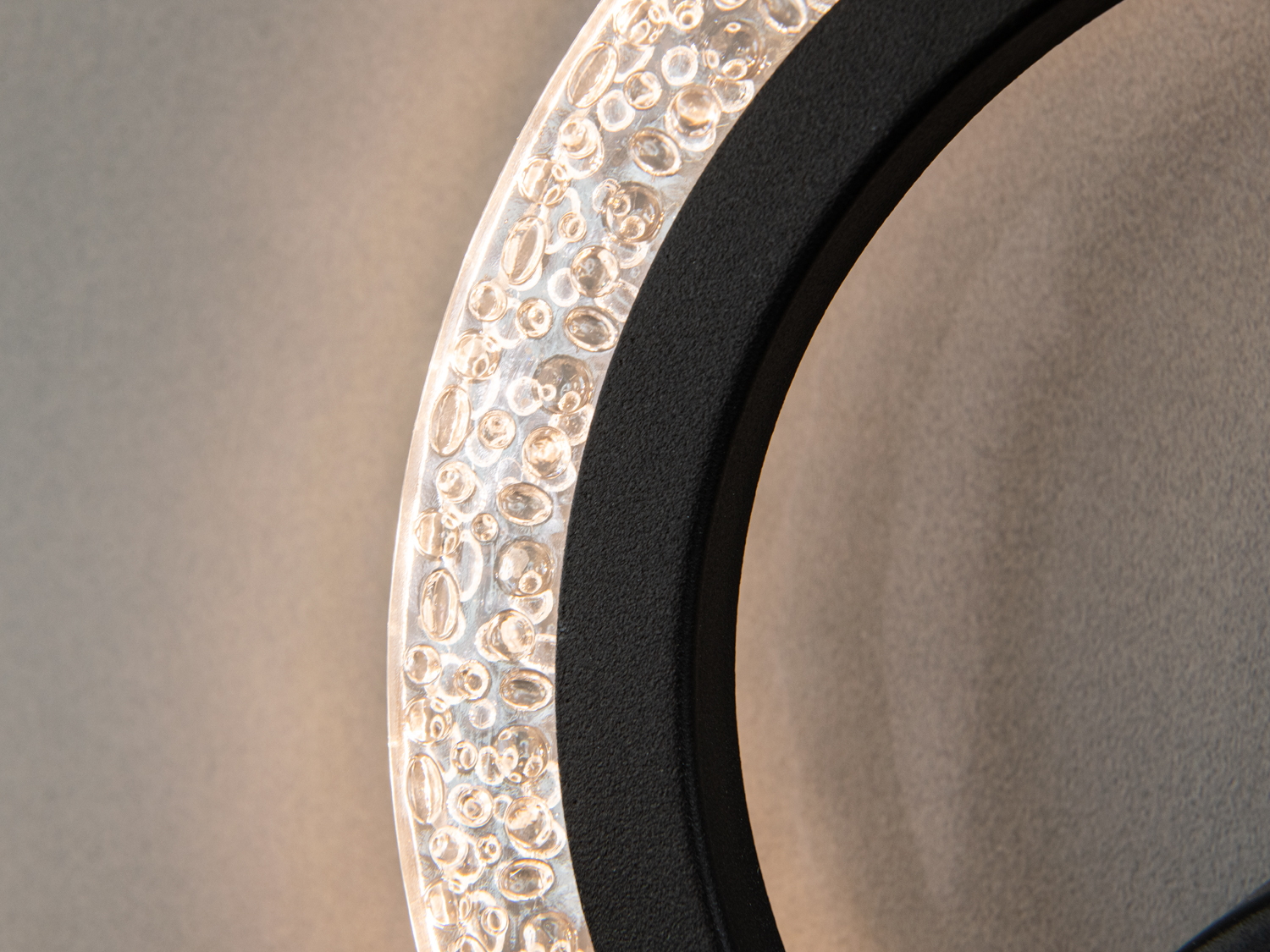 Настінне LED бра чорне 12W кільце три кольори