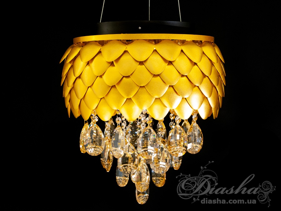 Современная хрустальная люстра