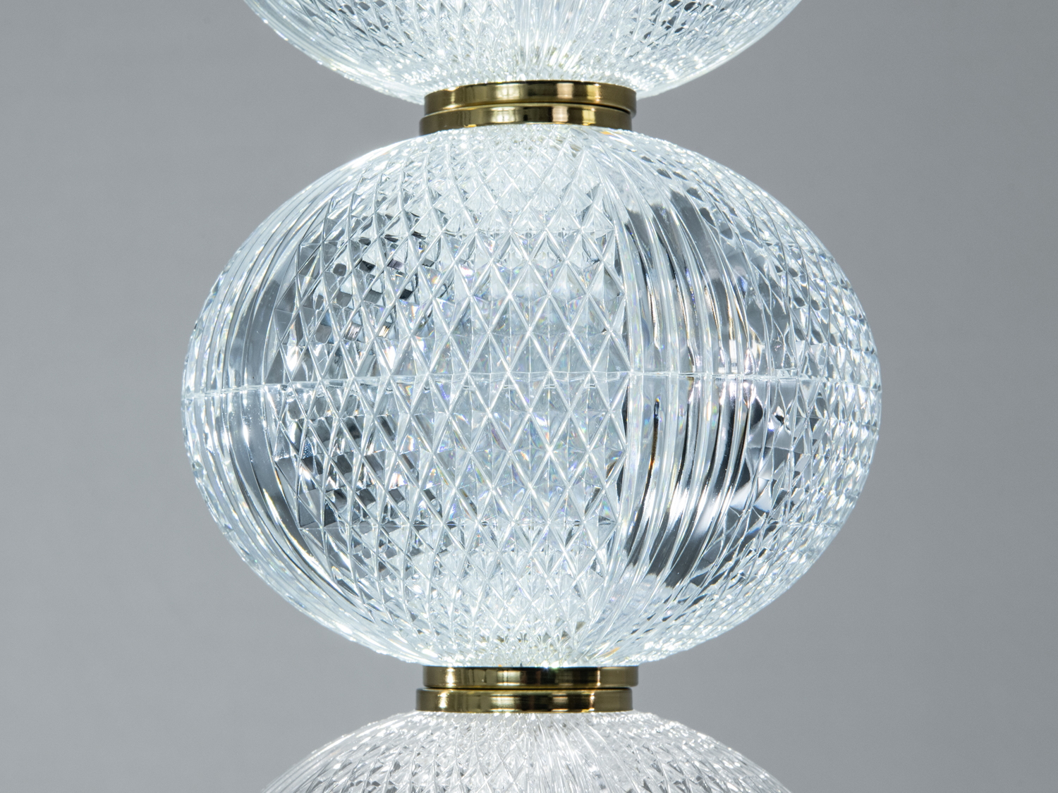 Світлодіодний підвіс Diasha золото 4 кулі 15W