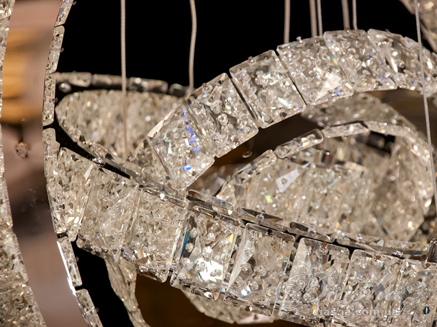 Витончена стельова люстра